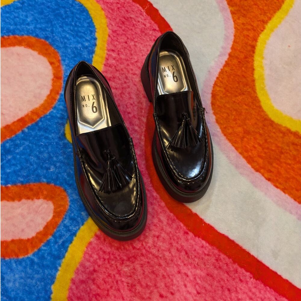 NWOB Mix No. 6 Black Patent Tassel Platform Loafers Size 6.5